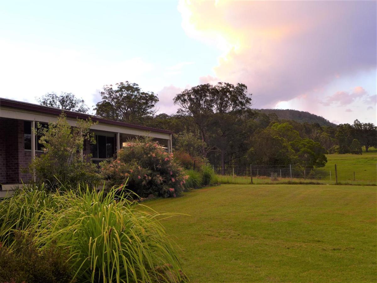 Rural Ambience With Netflix Apartment Mount George Exterior photo